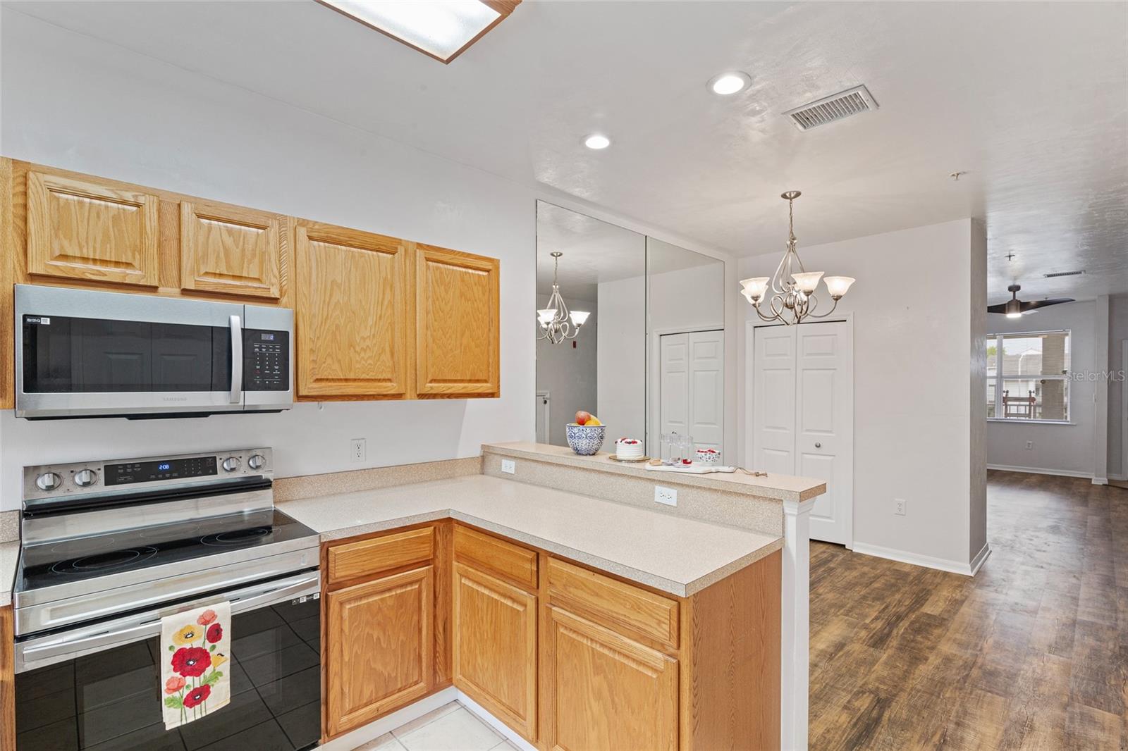 Image 12 of 26 For 6519 Newberry Road A10