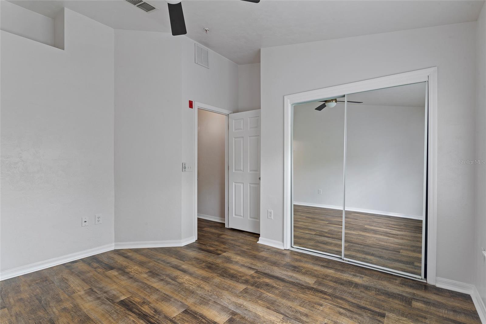 Image 17 of 26 For 6519 Newberry Road A10