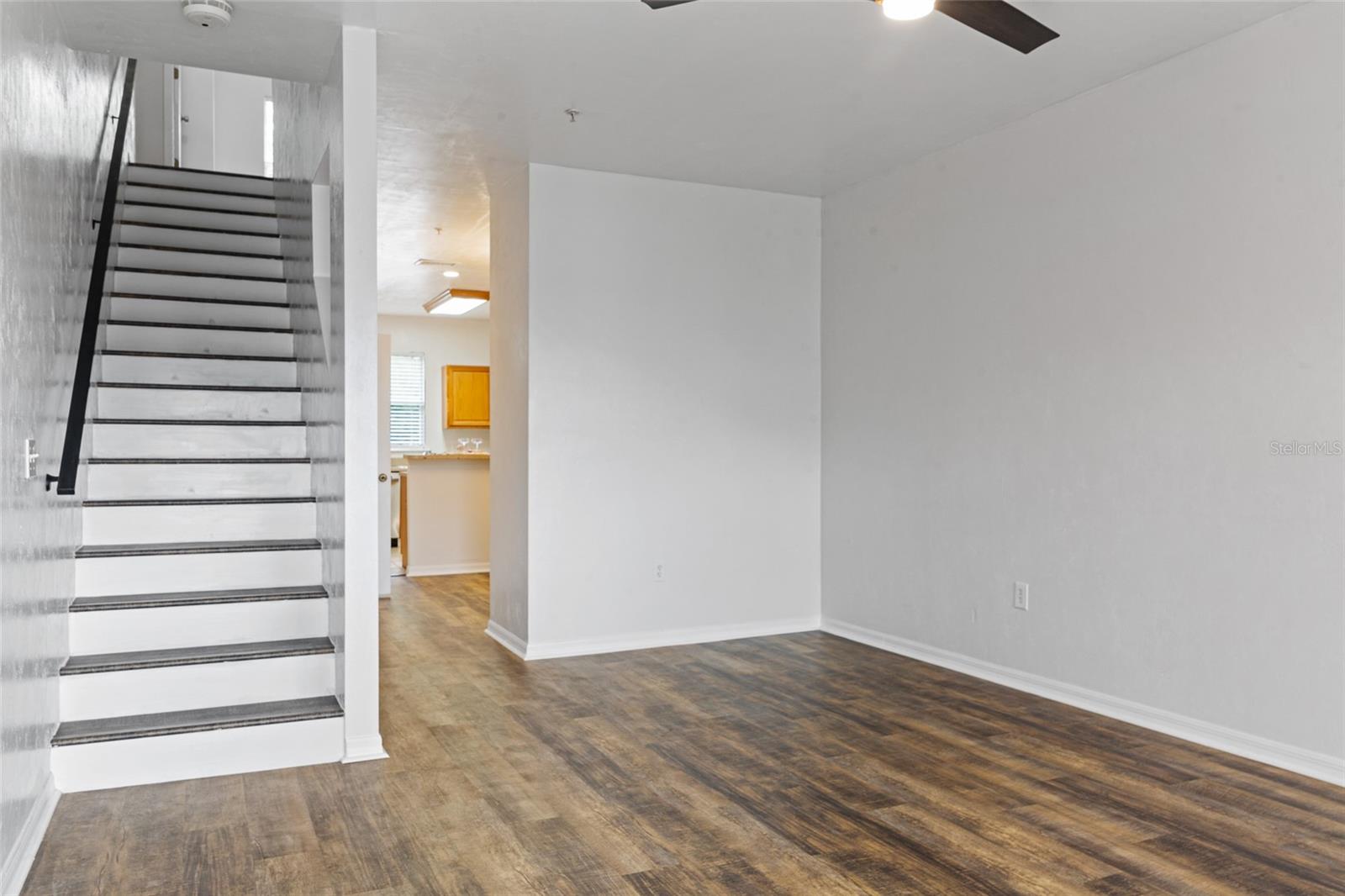 Image 6 of 26 For 6519 Newberry Road A10