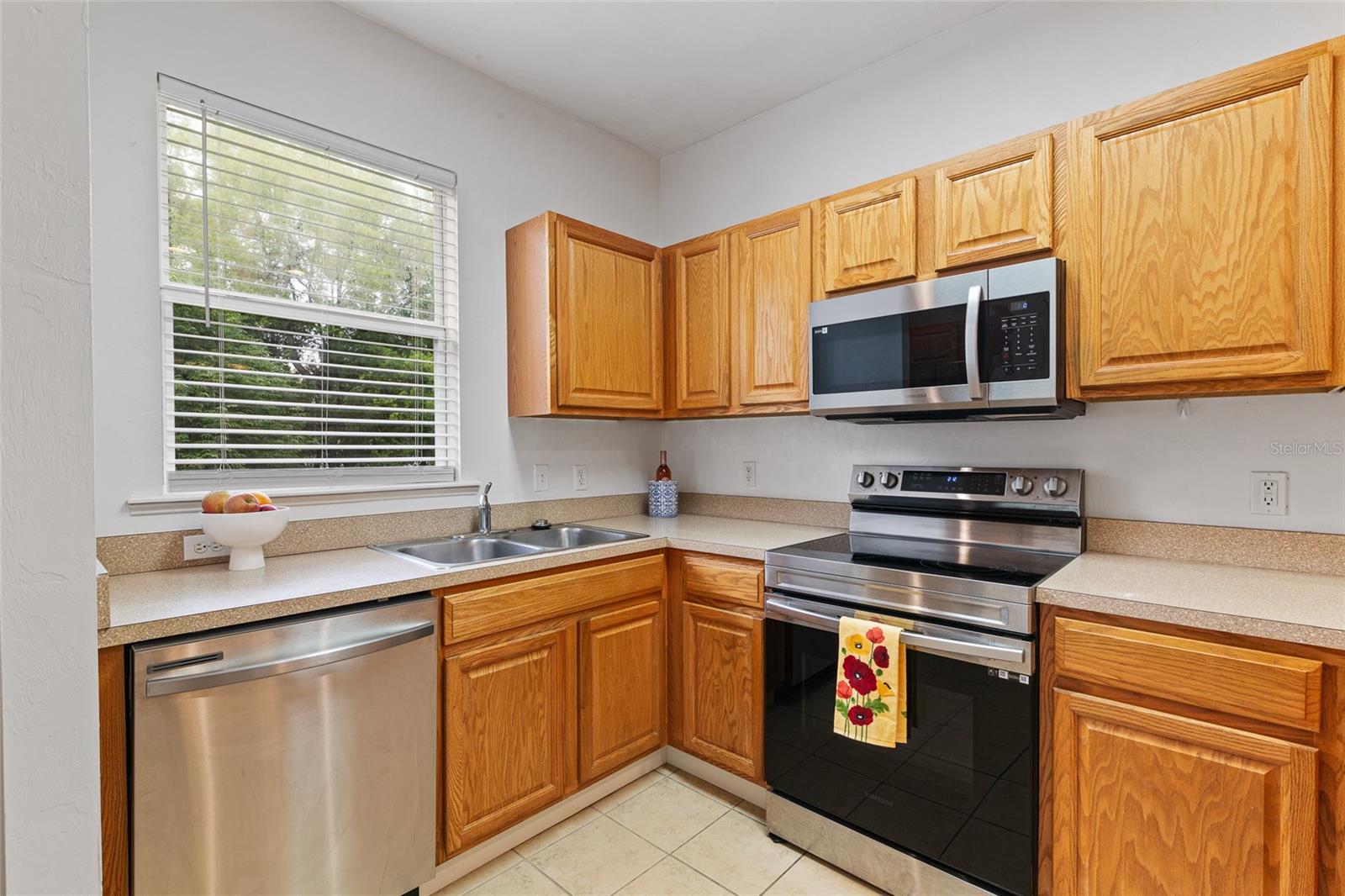 Image 9 of 26 For 6519 Newberry Road A10