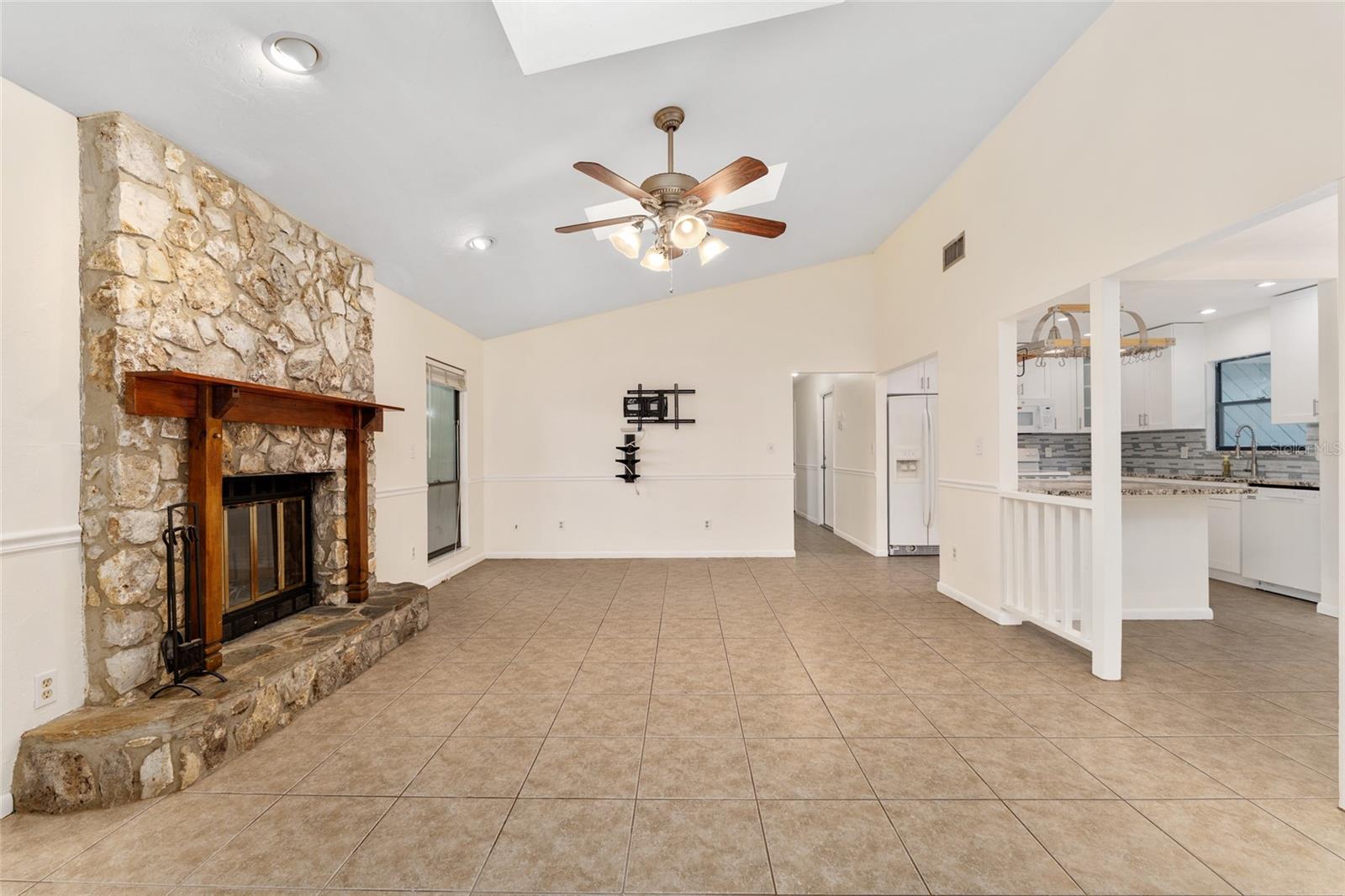 Image 79 of 85 For 8129 57th Place
