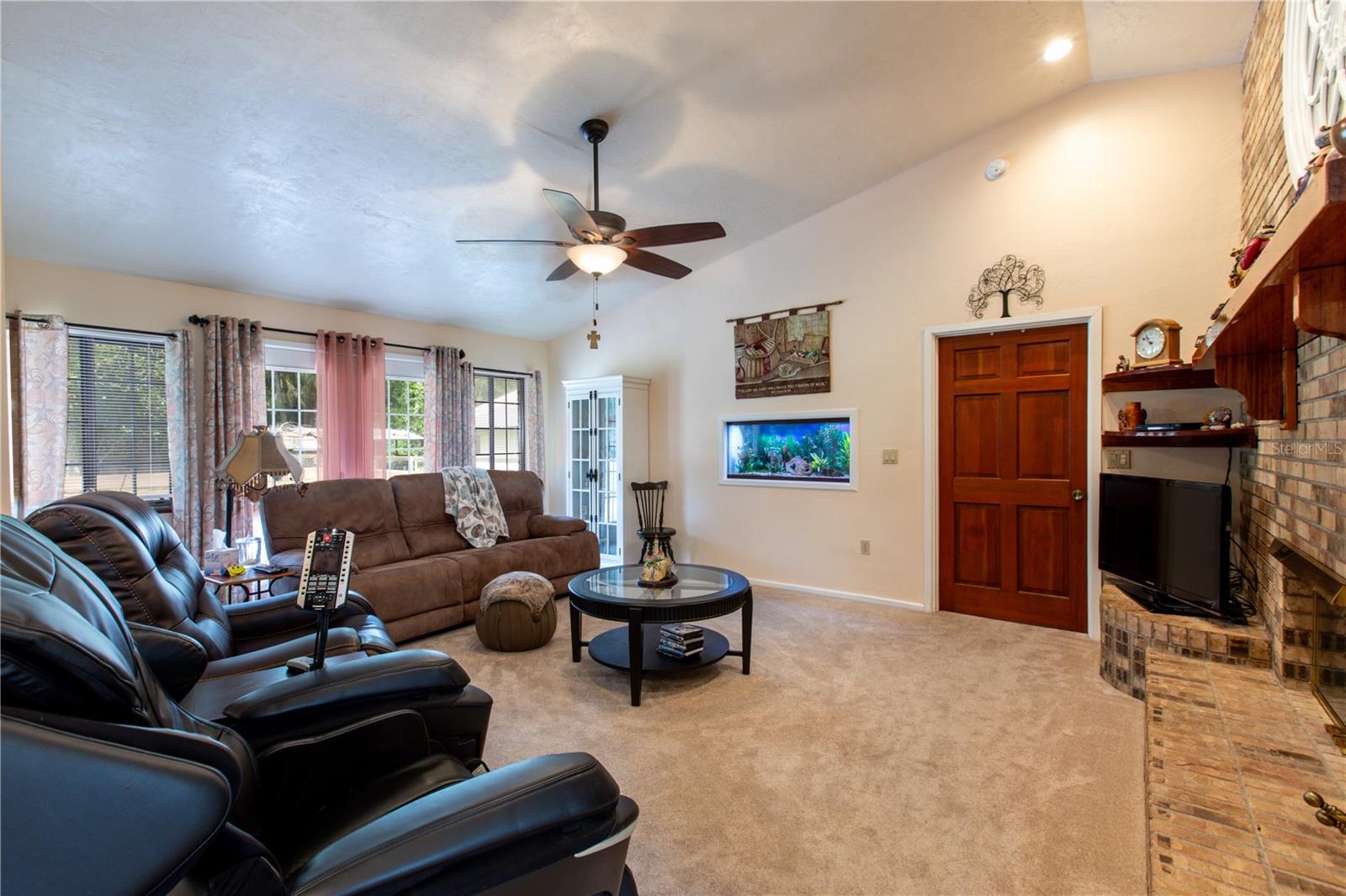 Image 16 of 55 For 9139 Florida Street