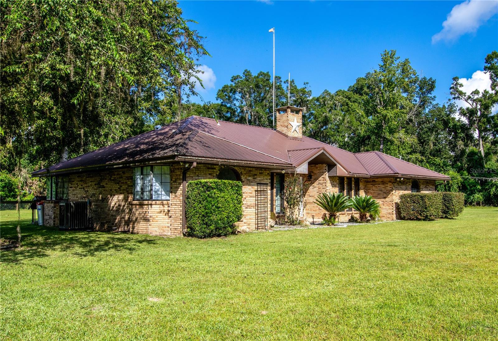 Image 3 of 55 For 9139 Florida Street
