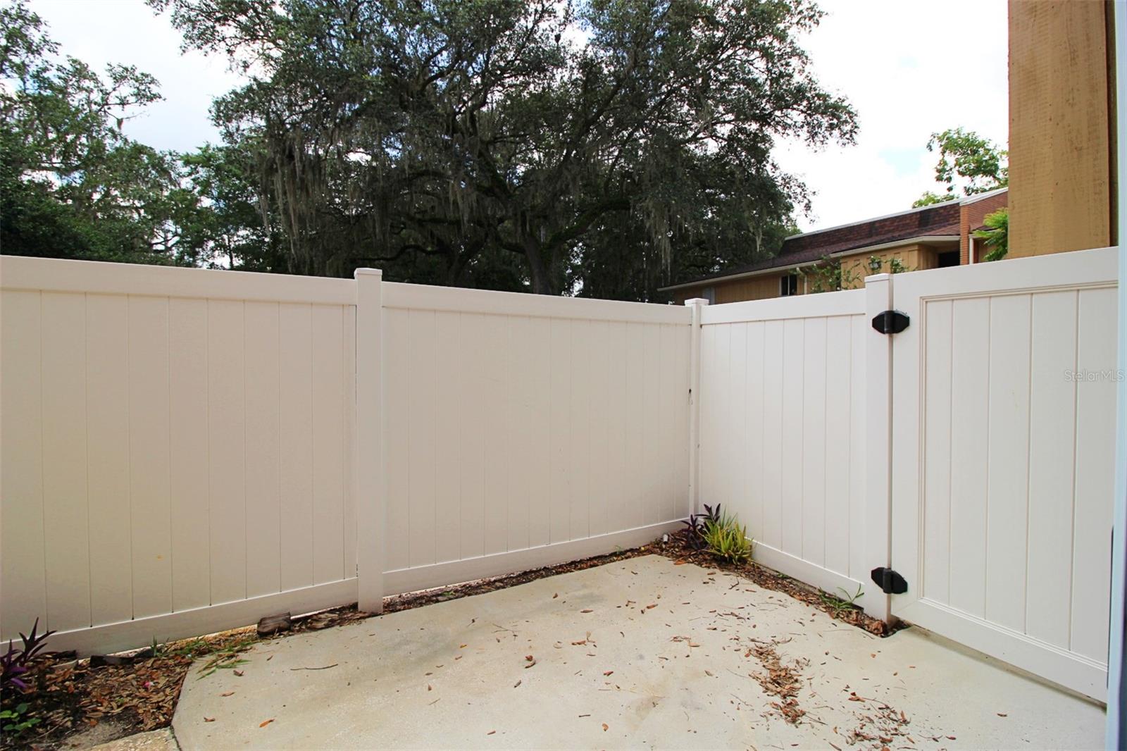 Image 15 of 17 For 507 39th Road 128