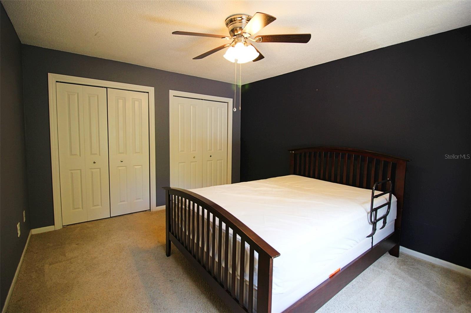 Image 8 of 17 For 507 39th Road 128