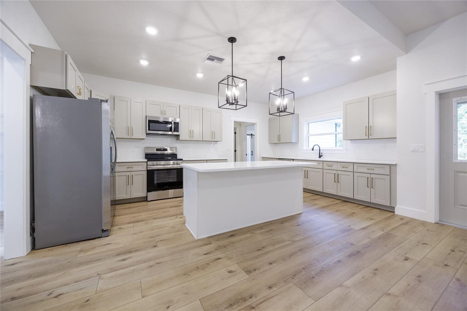 Image 16 of 54 For 9140 Dorie Drive