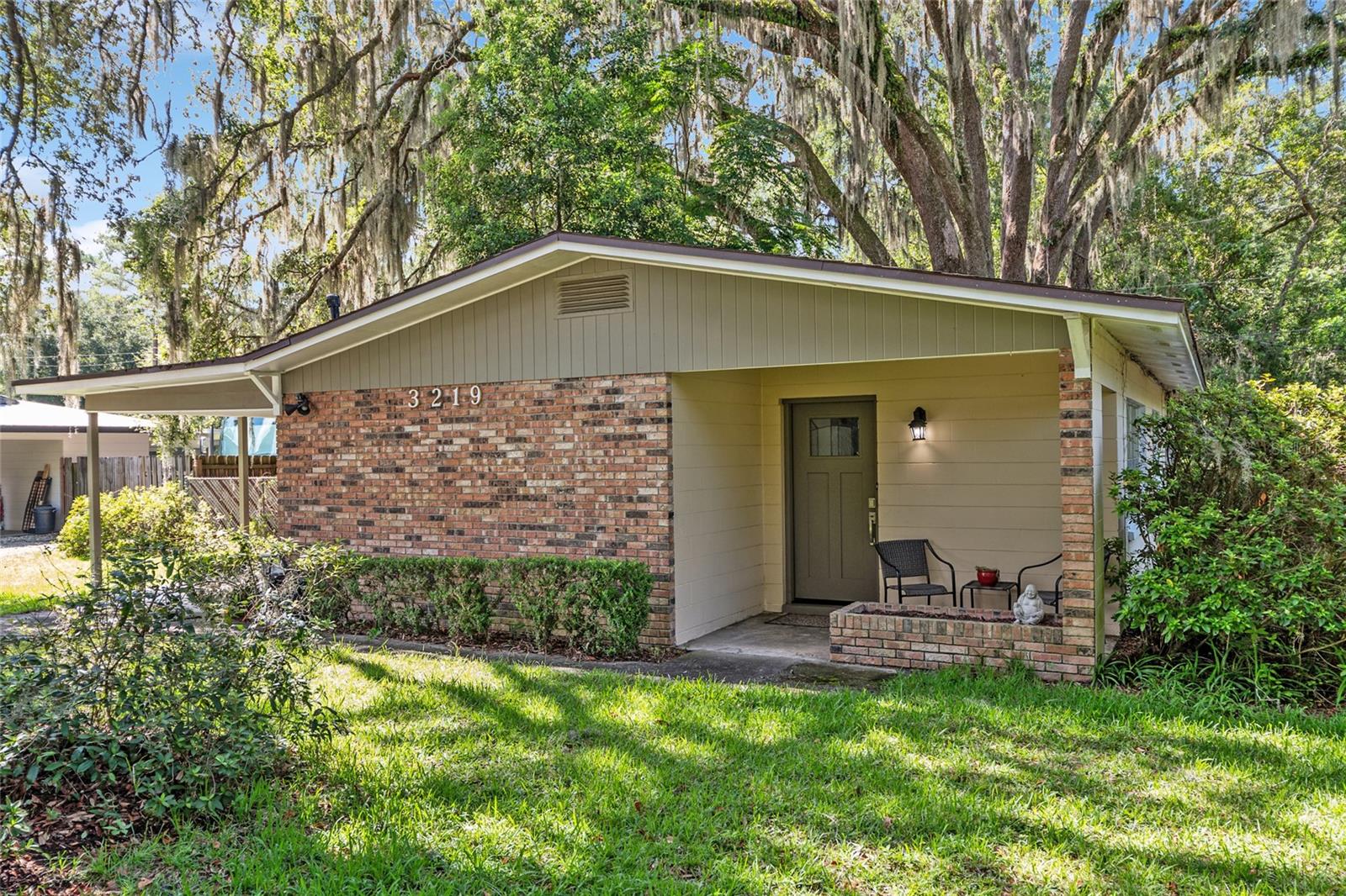 Image 4 of 58 For 3219 41st Avenue