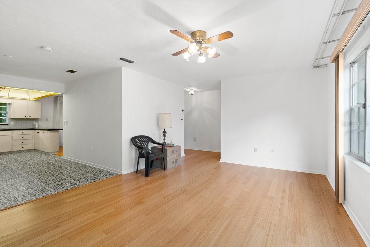 Image 23 of 49 For 4510 31st Avenue