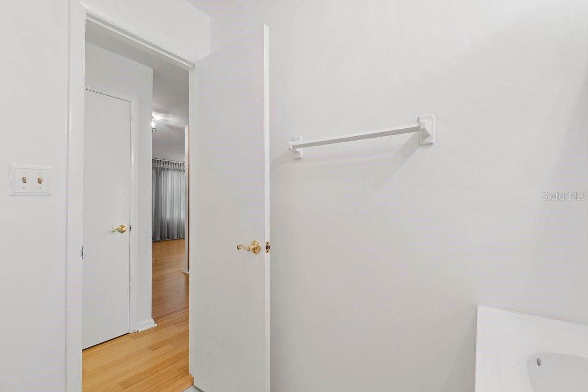 Image 40 of 49 For 4510 31st Avenue