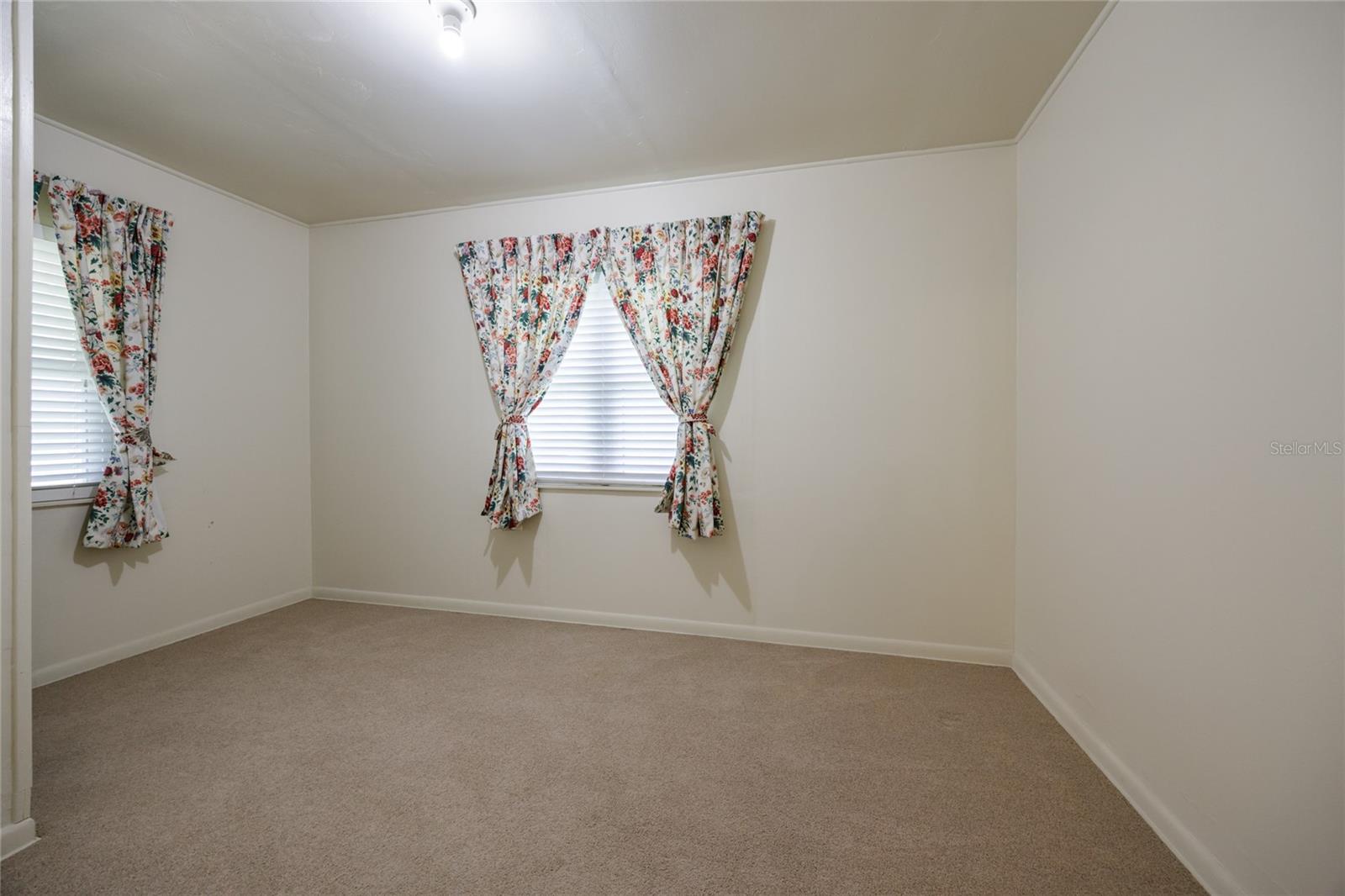 Image 10 of 49 For 430 32 Avenue