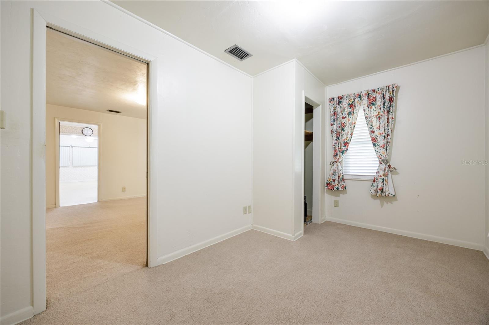 Image 11 of 49 For 430 32 Avenue