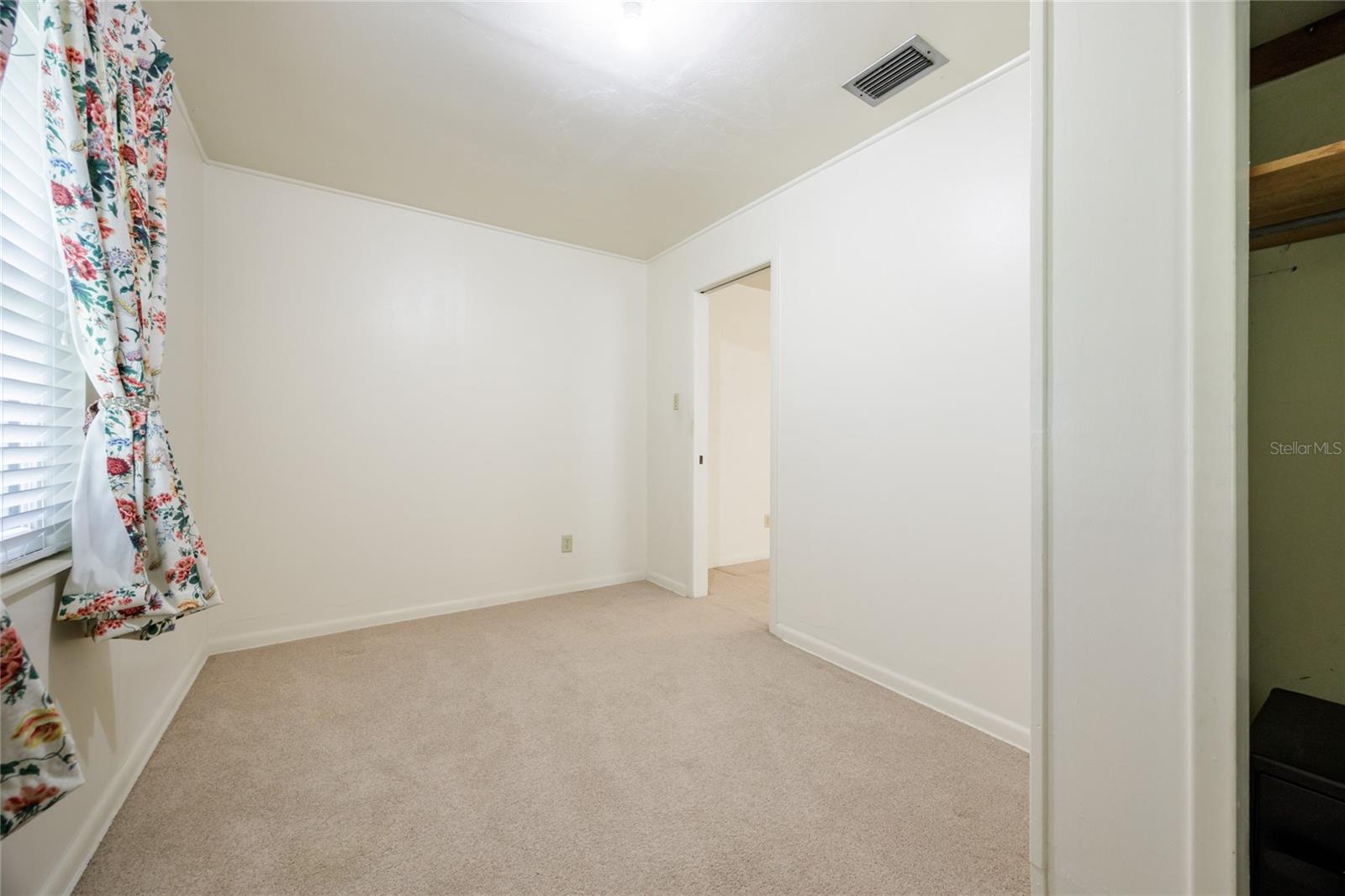 Image 12 of 49 For 430 32 Avenue