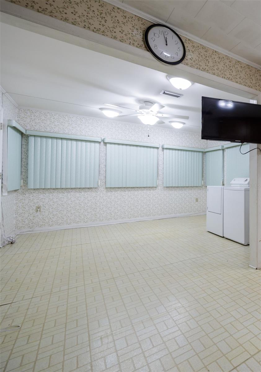 Image 13 of 49 For 430 32 Avenue