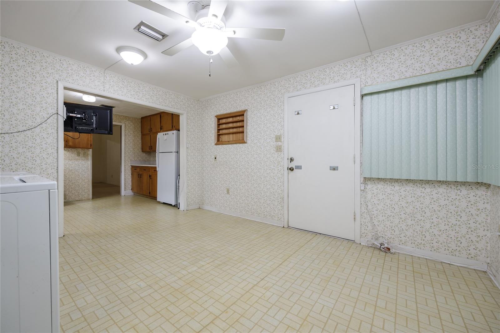 Image 21 of 49 For 430 32 Avenue
