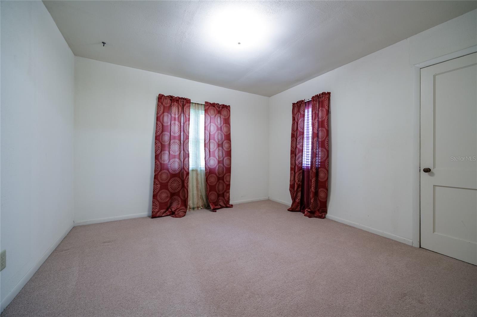 Image 31 of 49 For 430 32 Avenue