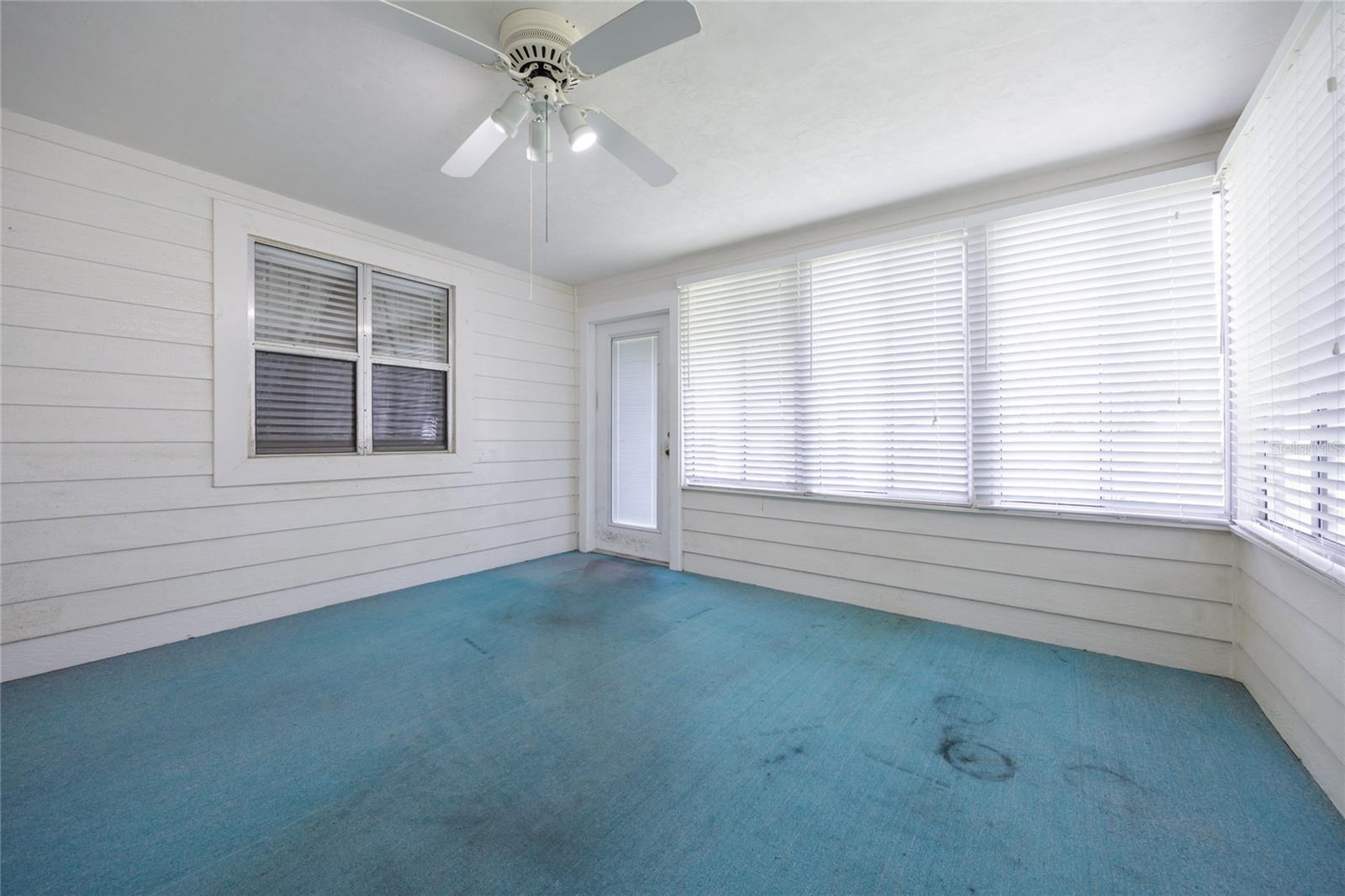 Image 35 of 49 For 430 32 Avenue