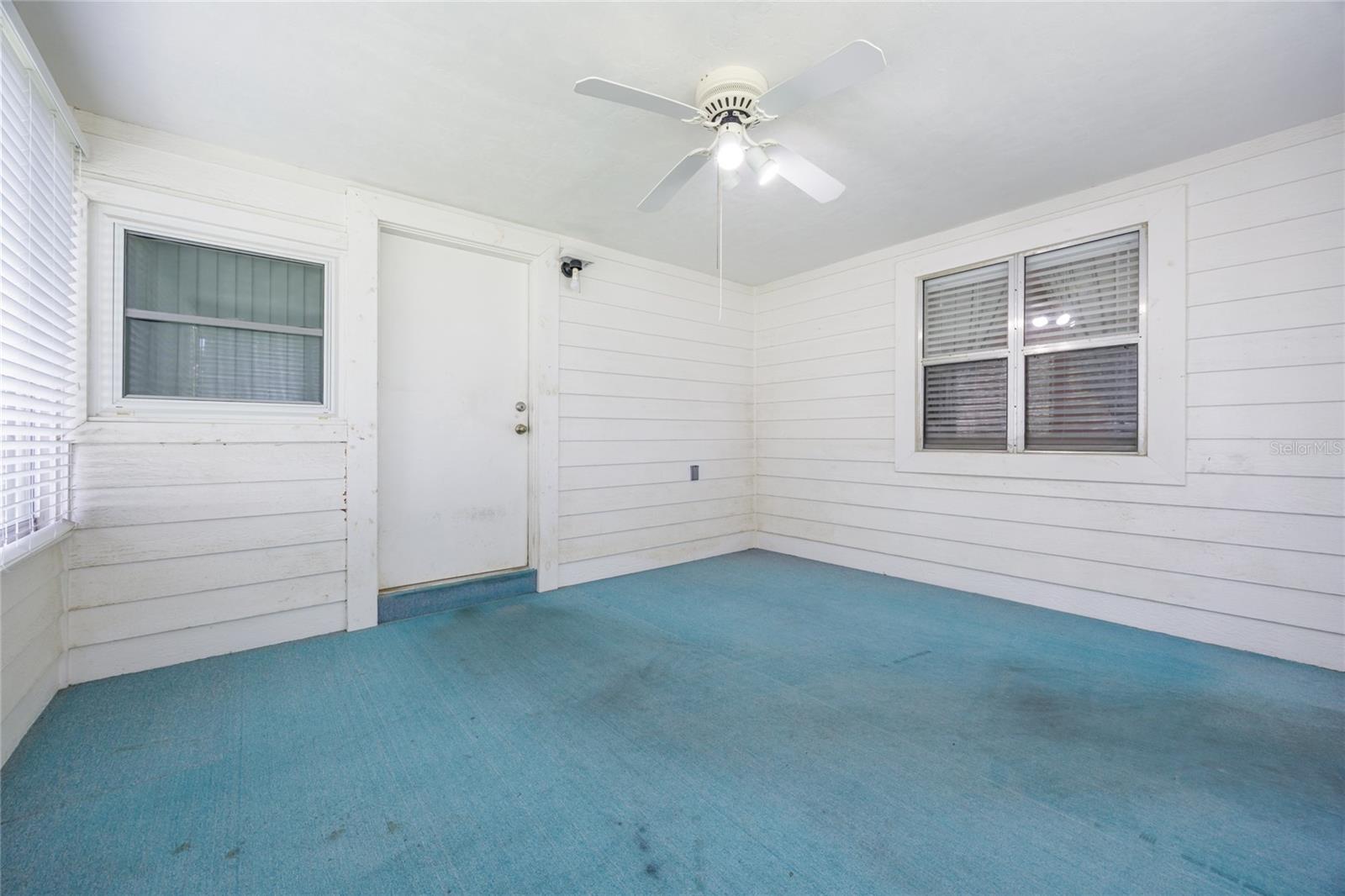 Image 36 of 49 For 430 32 Avenue