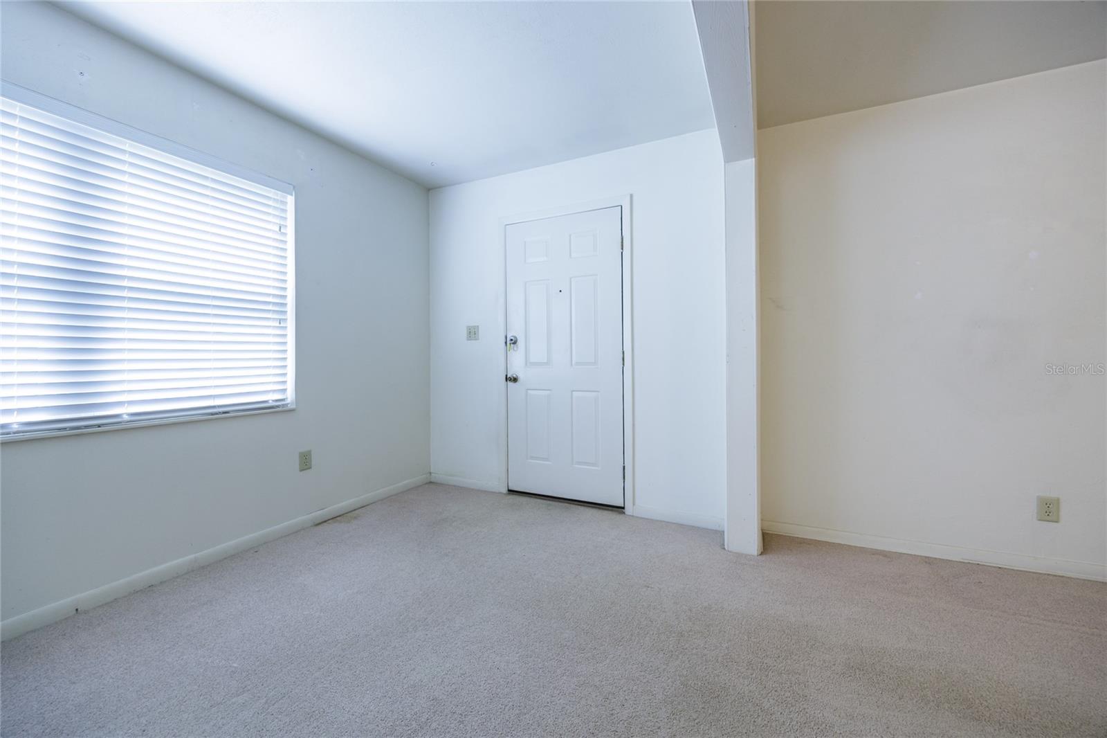 Image 5 of 49 For 430 32 Avenue