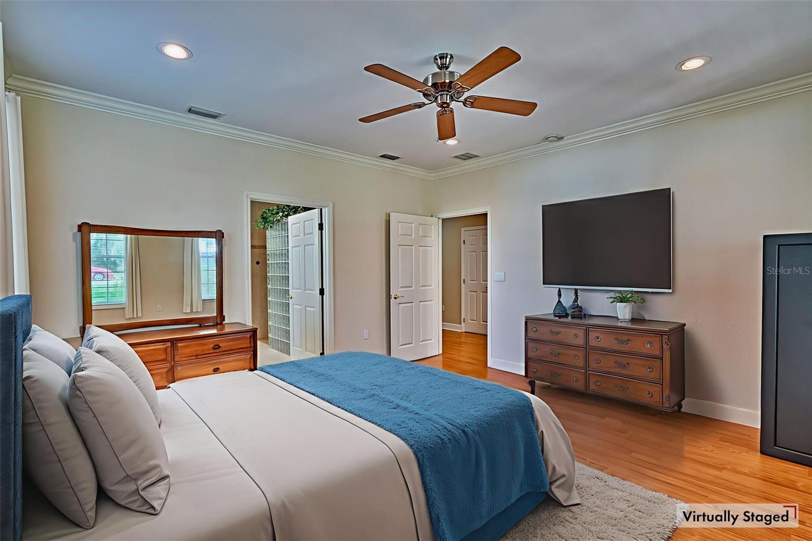 Image 4 of 69 For 155 12th Avenue