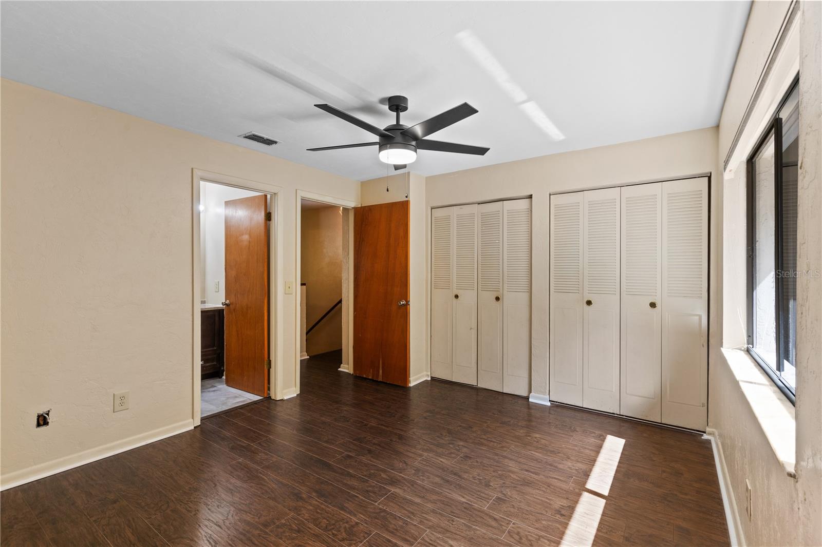 Image 12 of 21 For 2635 35th Place 705