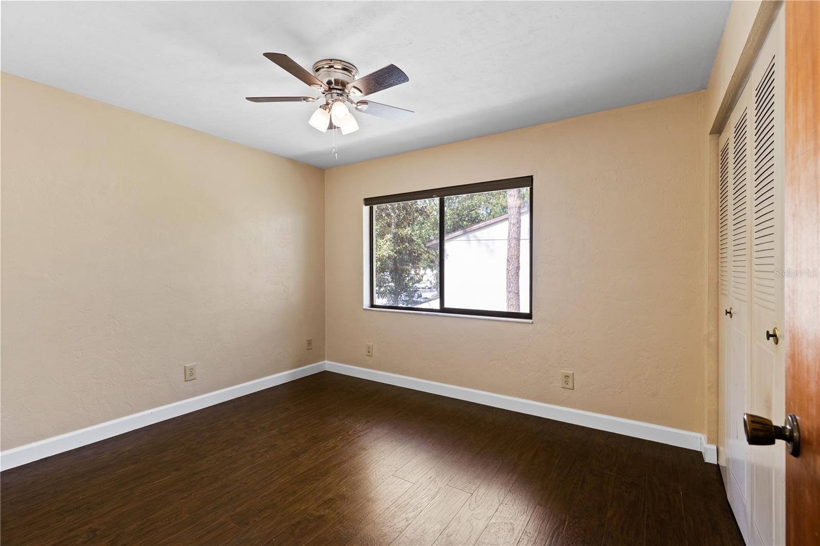 Image 14 of 21 For 2635 35th Place 705