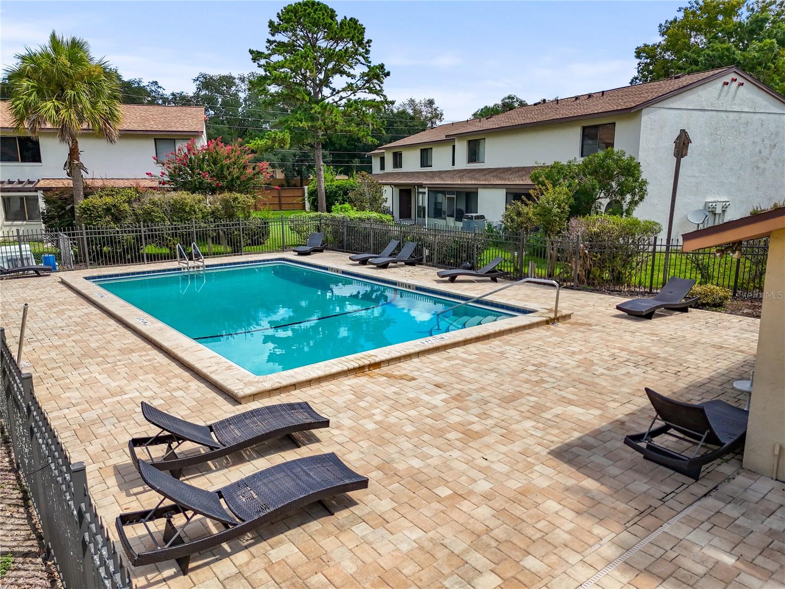 Image 17 of 21 For 2635 35th Place 705
