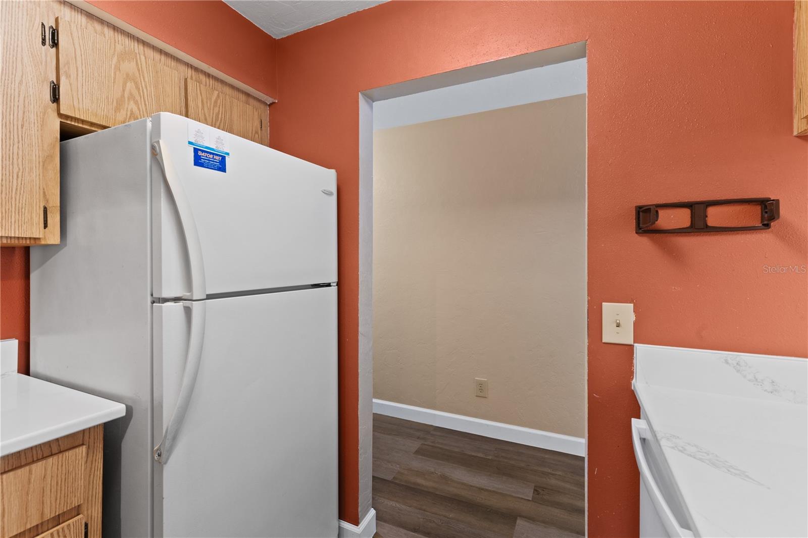 Image 8 of 21 For 2635 35th Place 705