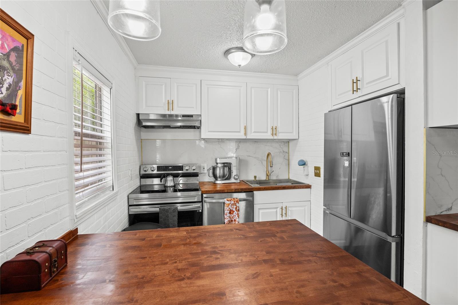 Image 9 of 15 For 202 20th Avenue