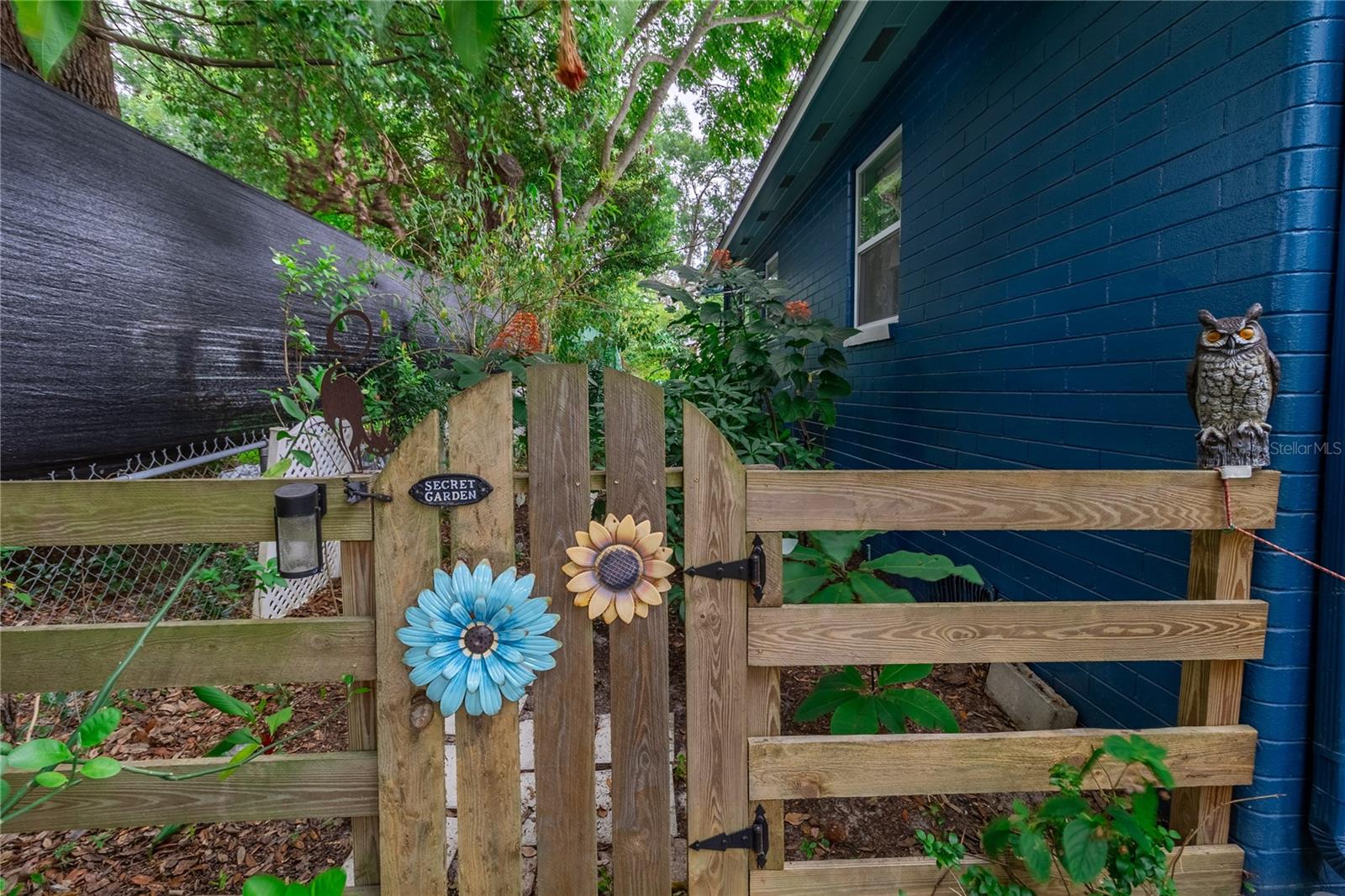 Image 31 of 39 For 560 Live Oak Avenue