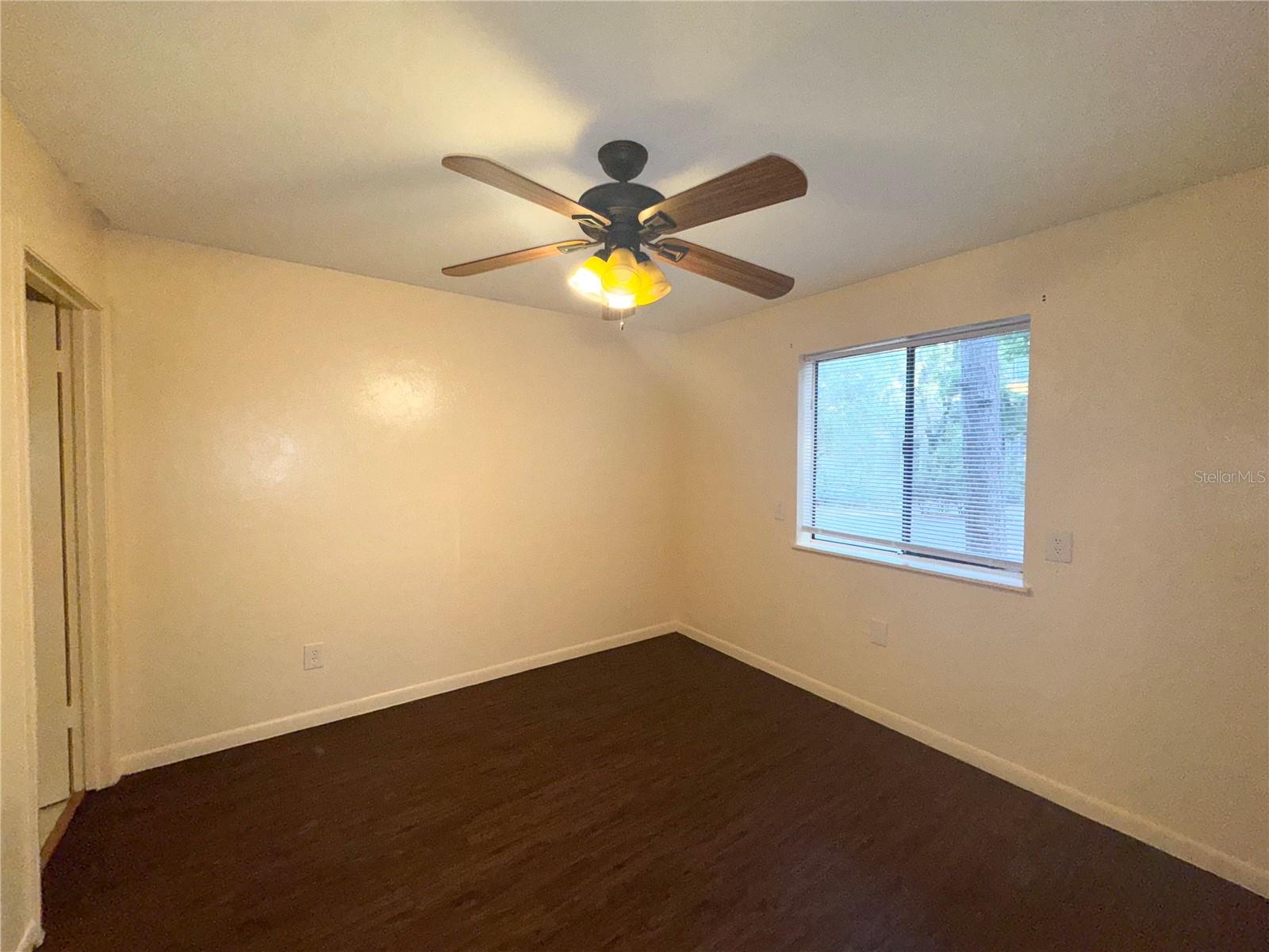 Image 8 of 19 For 109 16th Avenue Q101