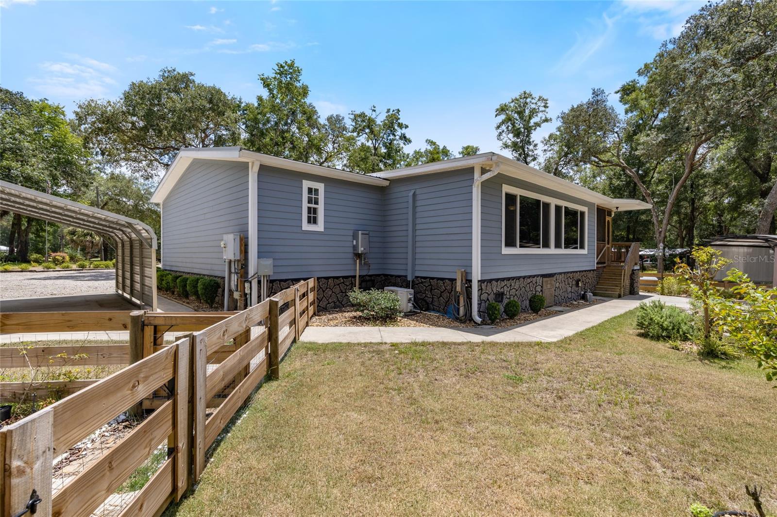 Image 29 of 52 For 11250 76th Terrace