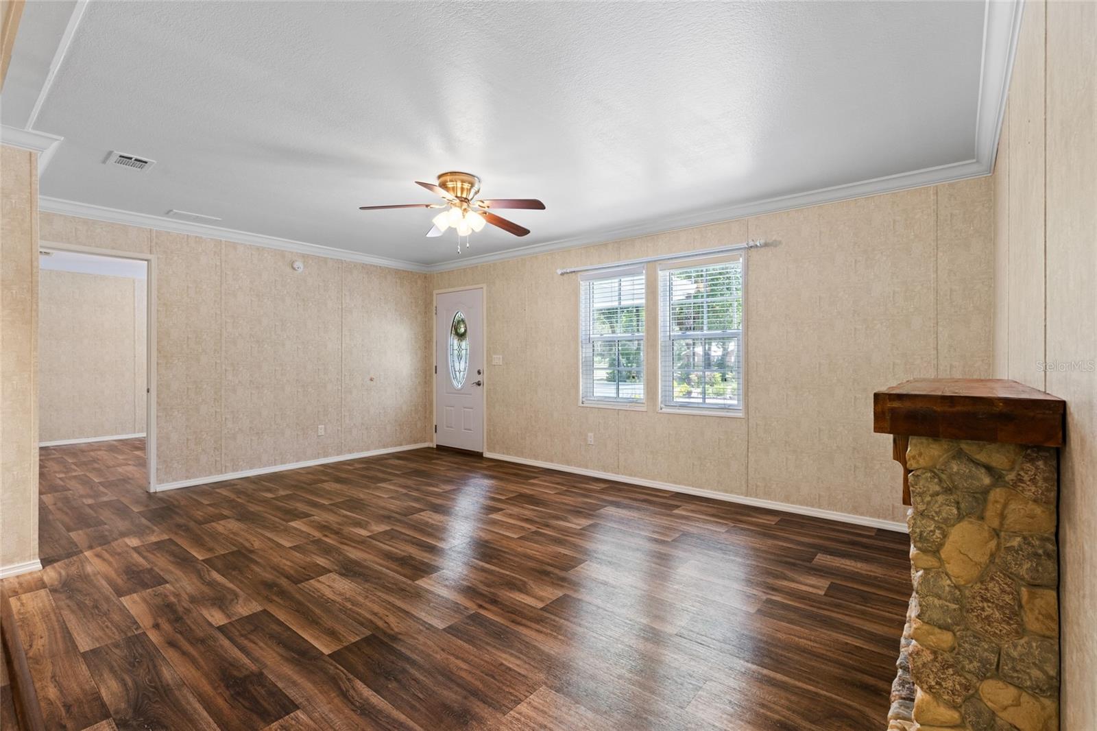 Image 7 of 52 For 11250 76th Terrace