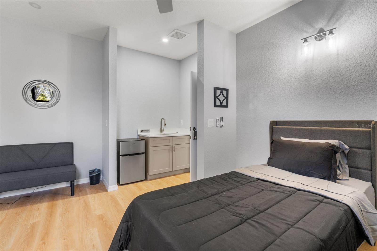 Image 12 of 38 For 5479 Biscayne Drive