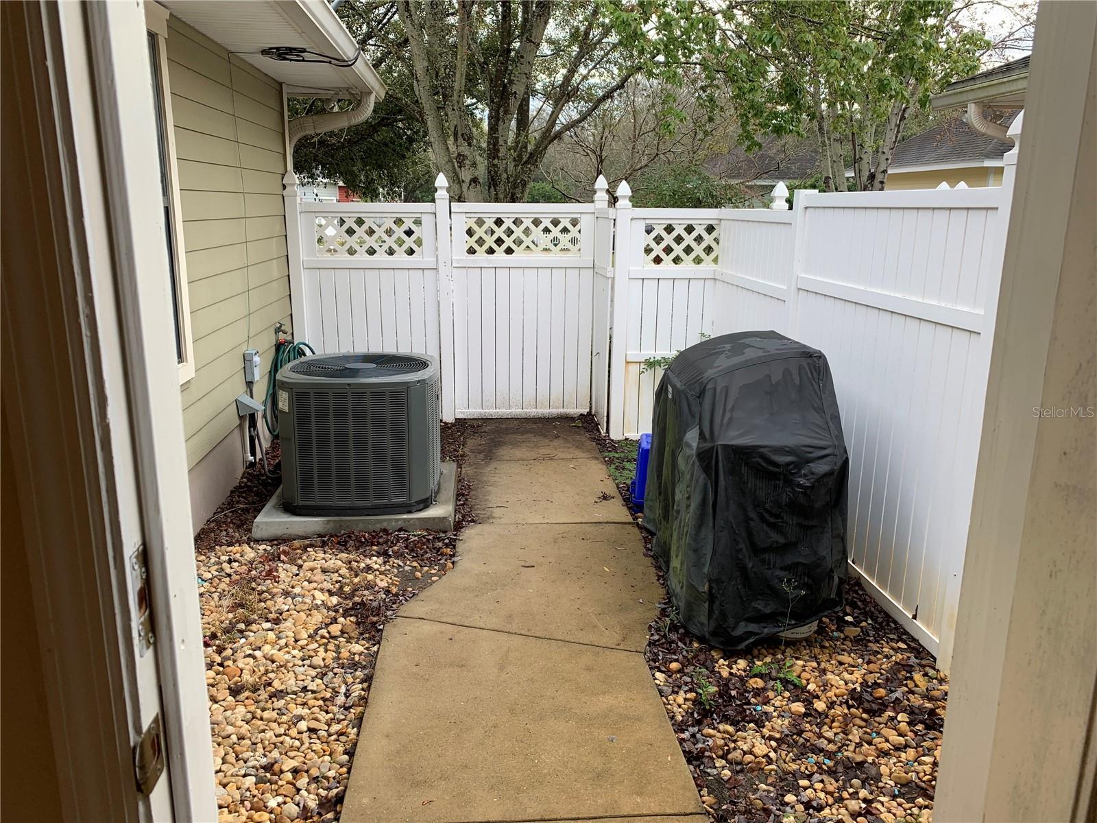 Image 26 of 39 For 187 129th Terrace