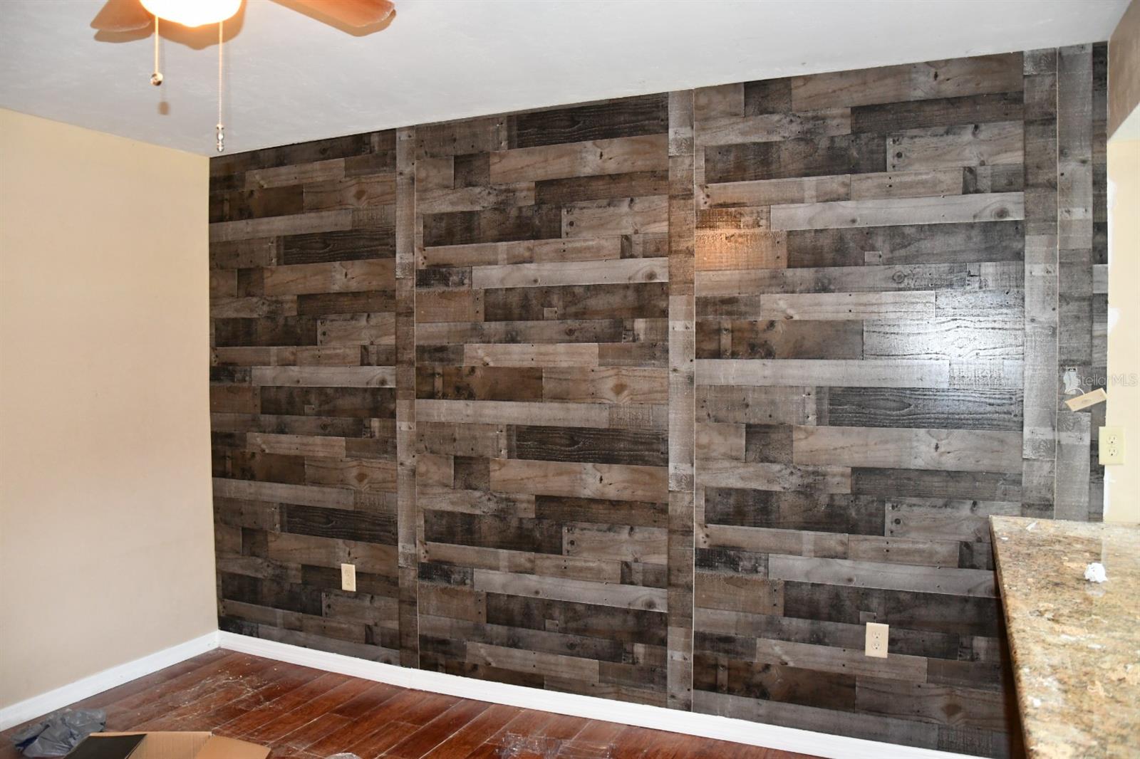 Image 2 of 11 For 2811 Archer Road Y217
