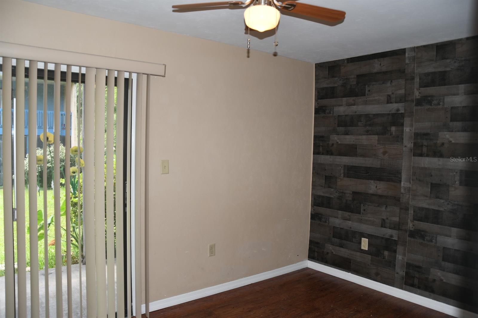 Image 4 of 11 For 2811 Archer Road Y217