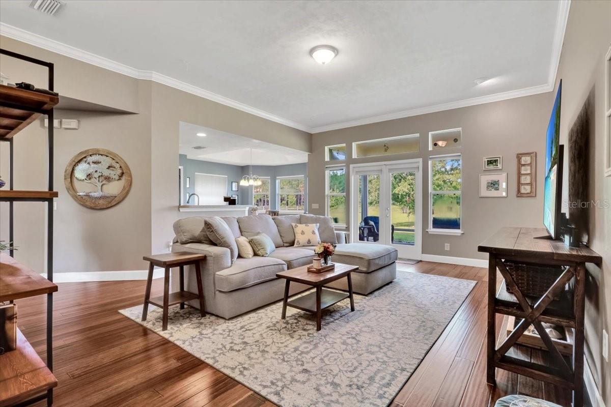 Image 2 of 21 For 9752 102nd Terrace