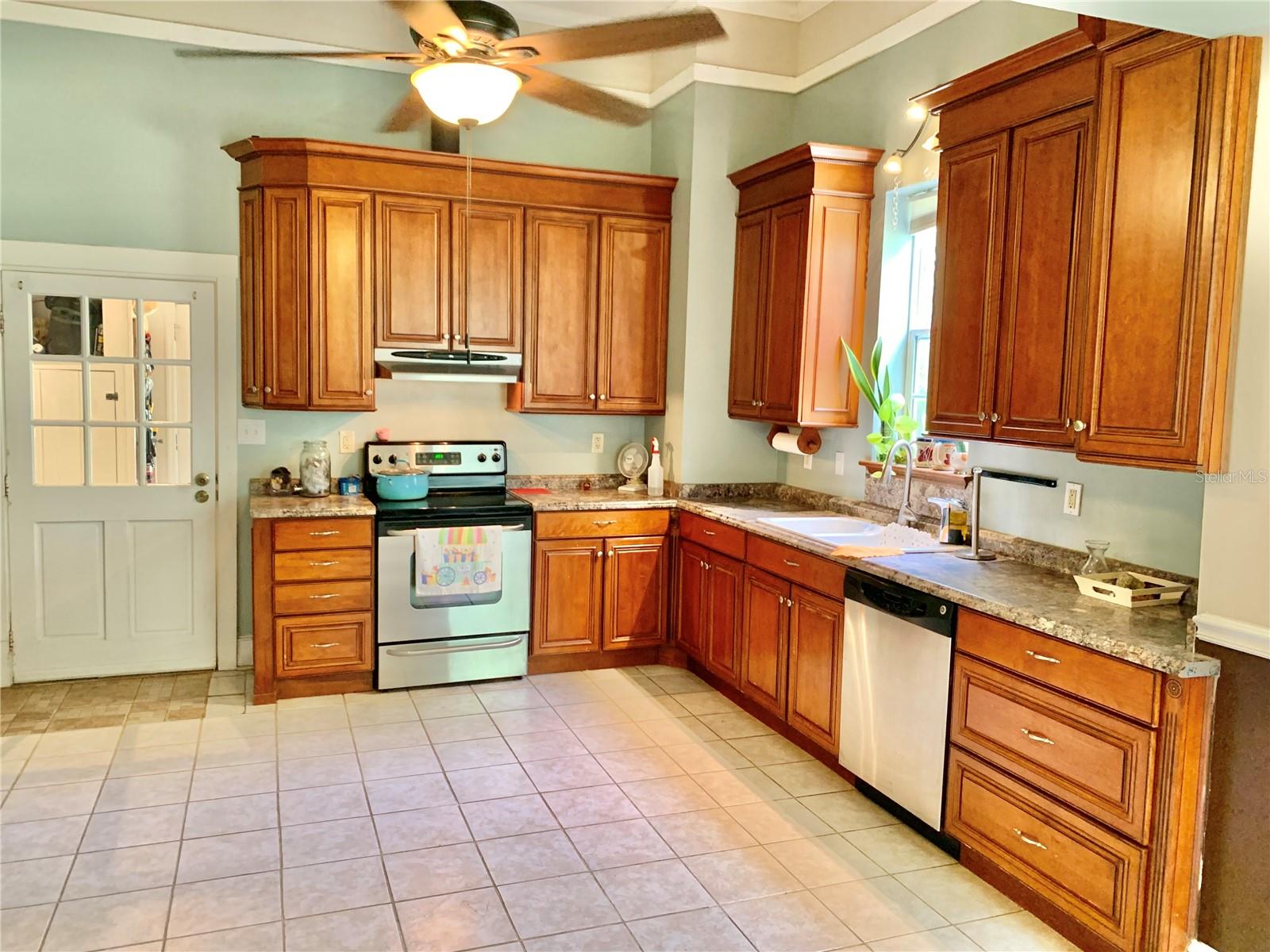 Image 11 of 81 For 9150 151st Lane