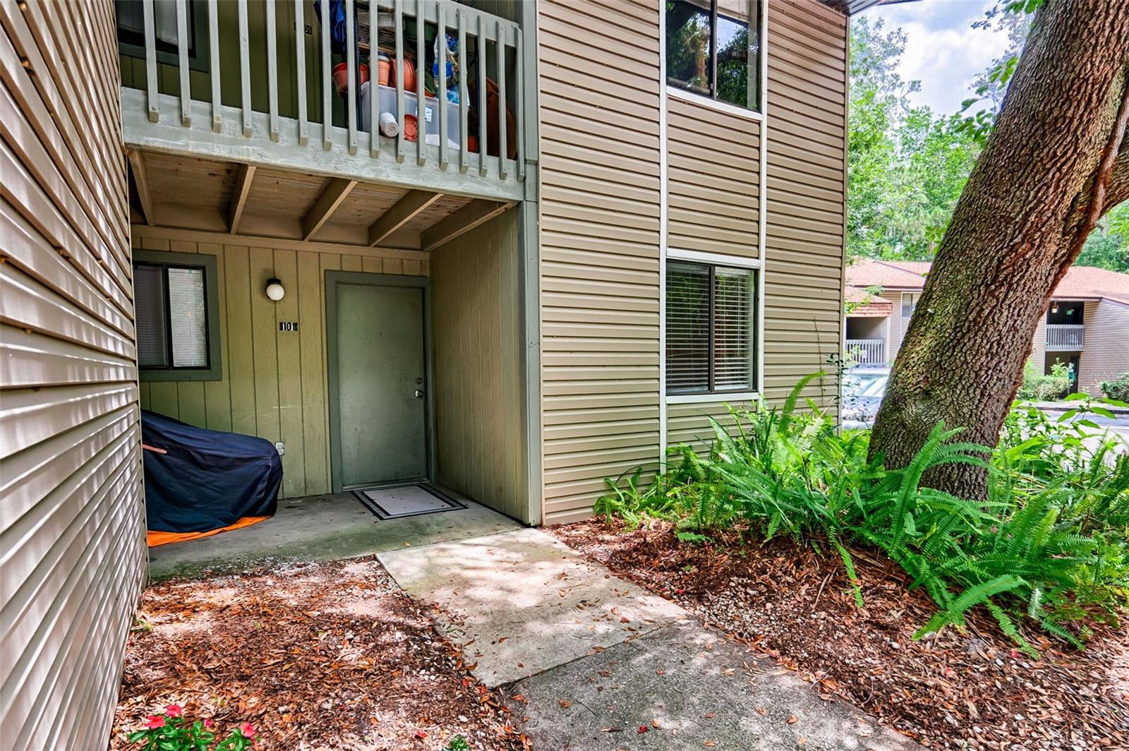 Image 2 of 21 For 77 16th Avenue B101