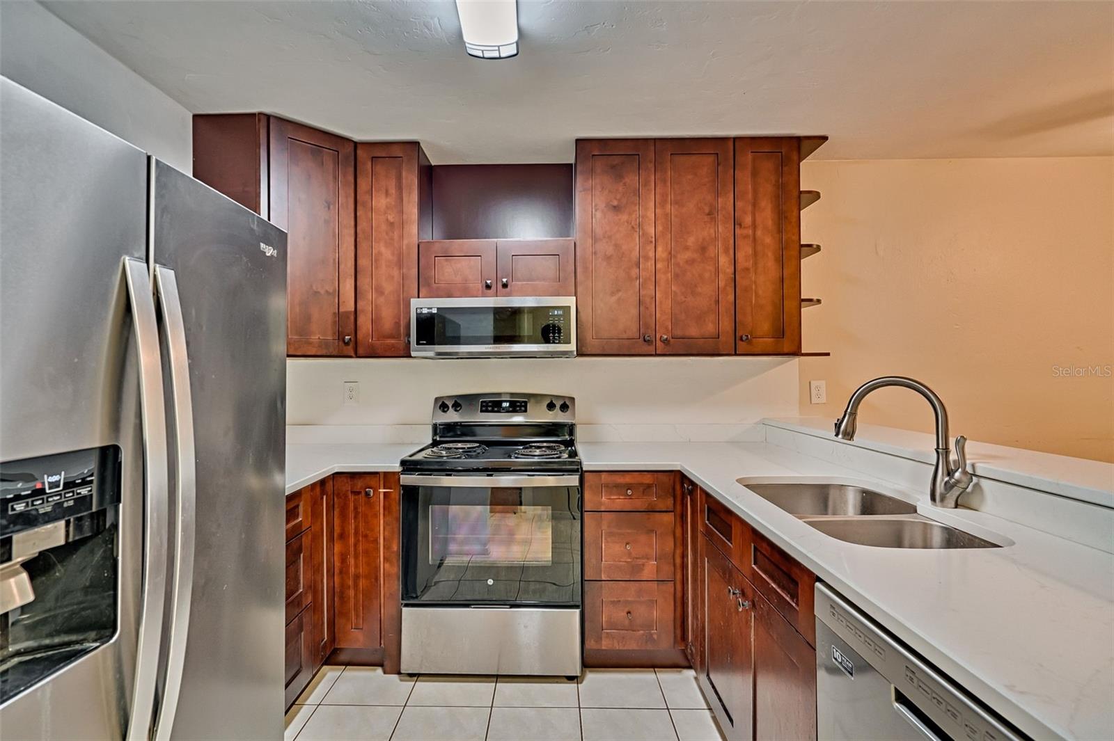 Image 7 of 21 For 77 16th Avenue B101