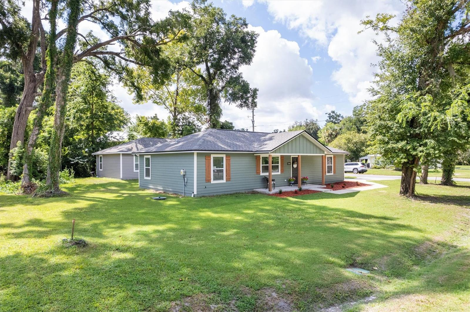 Image 29 of 37 For 23346 184th Road