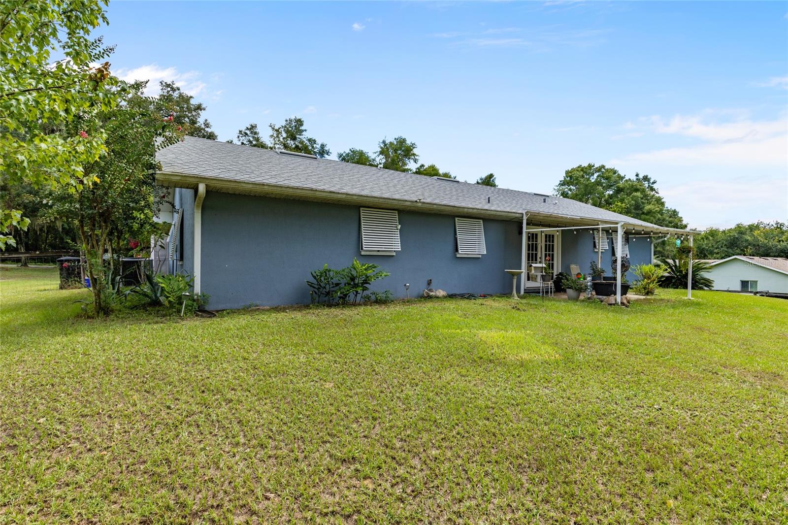 Image 21 of 29 For 885 6th Avenue