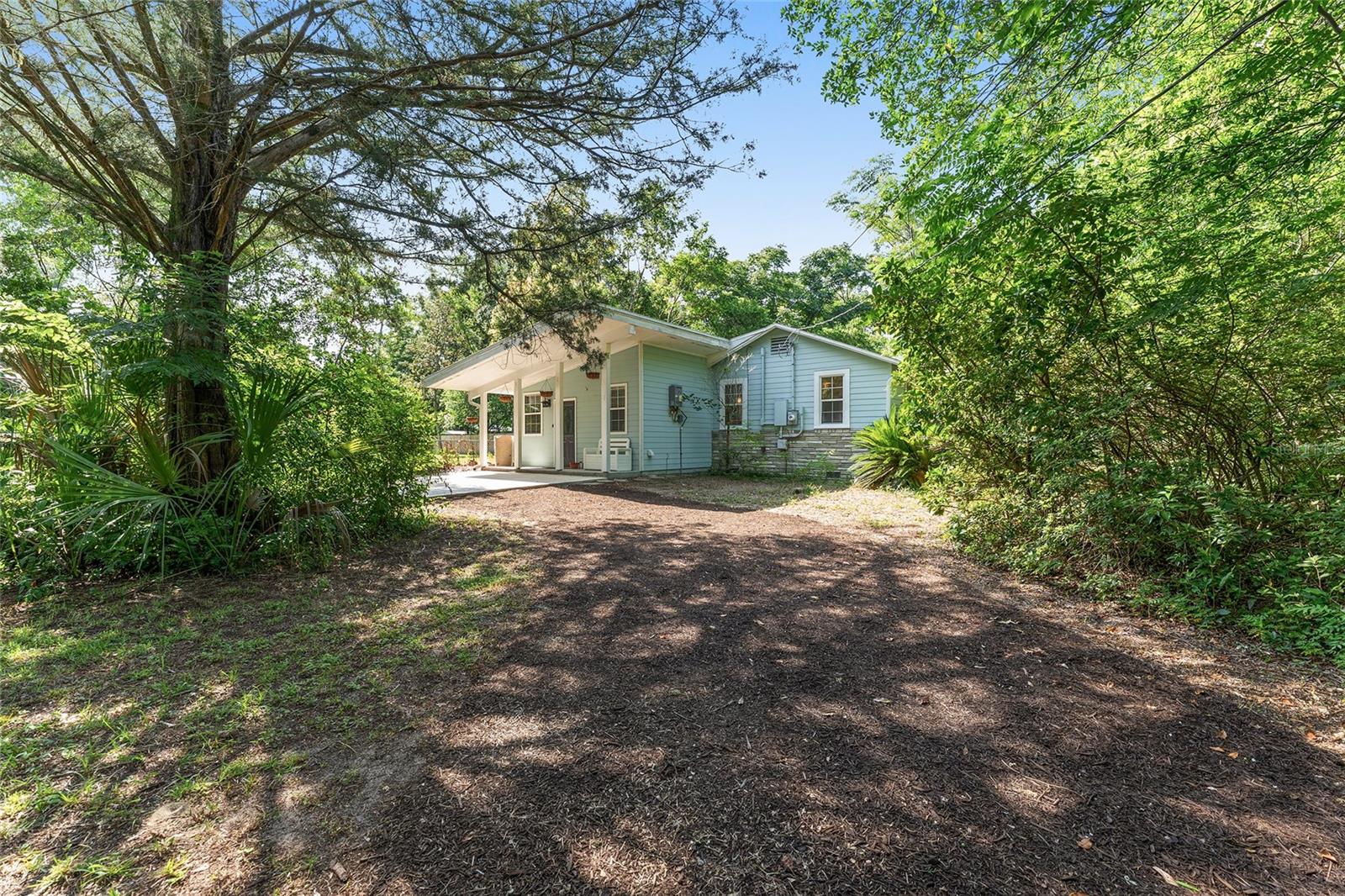 Image 58 of 93 For 911 33rd Avenue