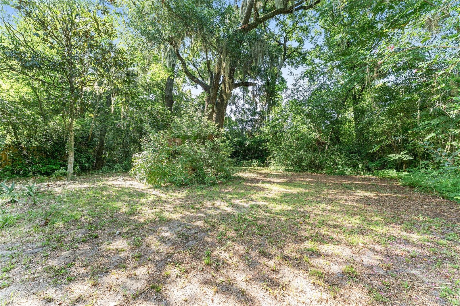Image 67 of 93 For 911 33rd Avenue