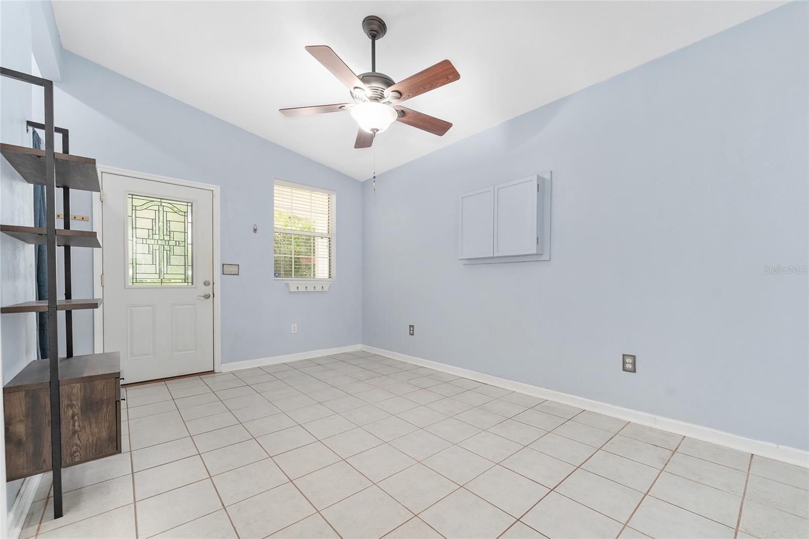 Image 7 of 93 For 911 33rd Avenue