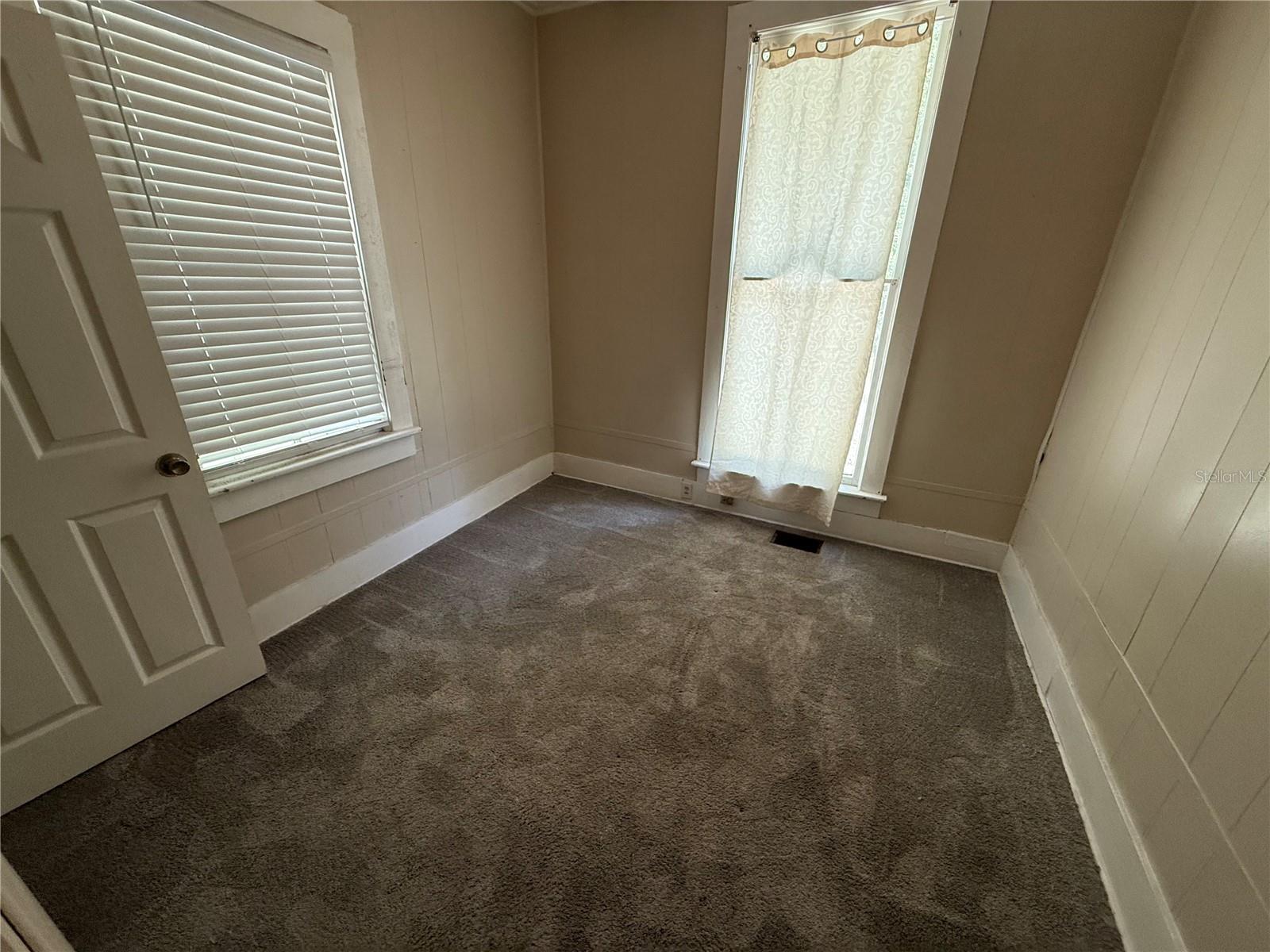 Image 9 of 12 For 108 9th Street