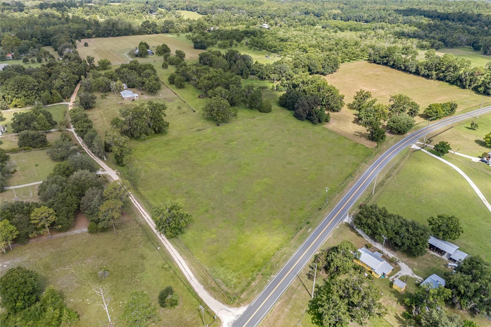 Image 4 of 12 For 116 Perry Road