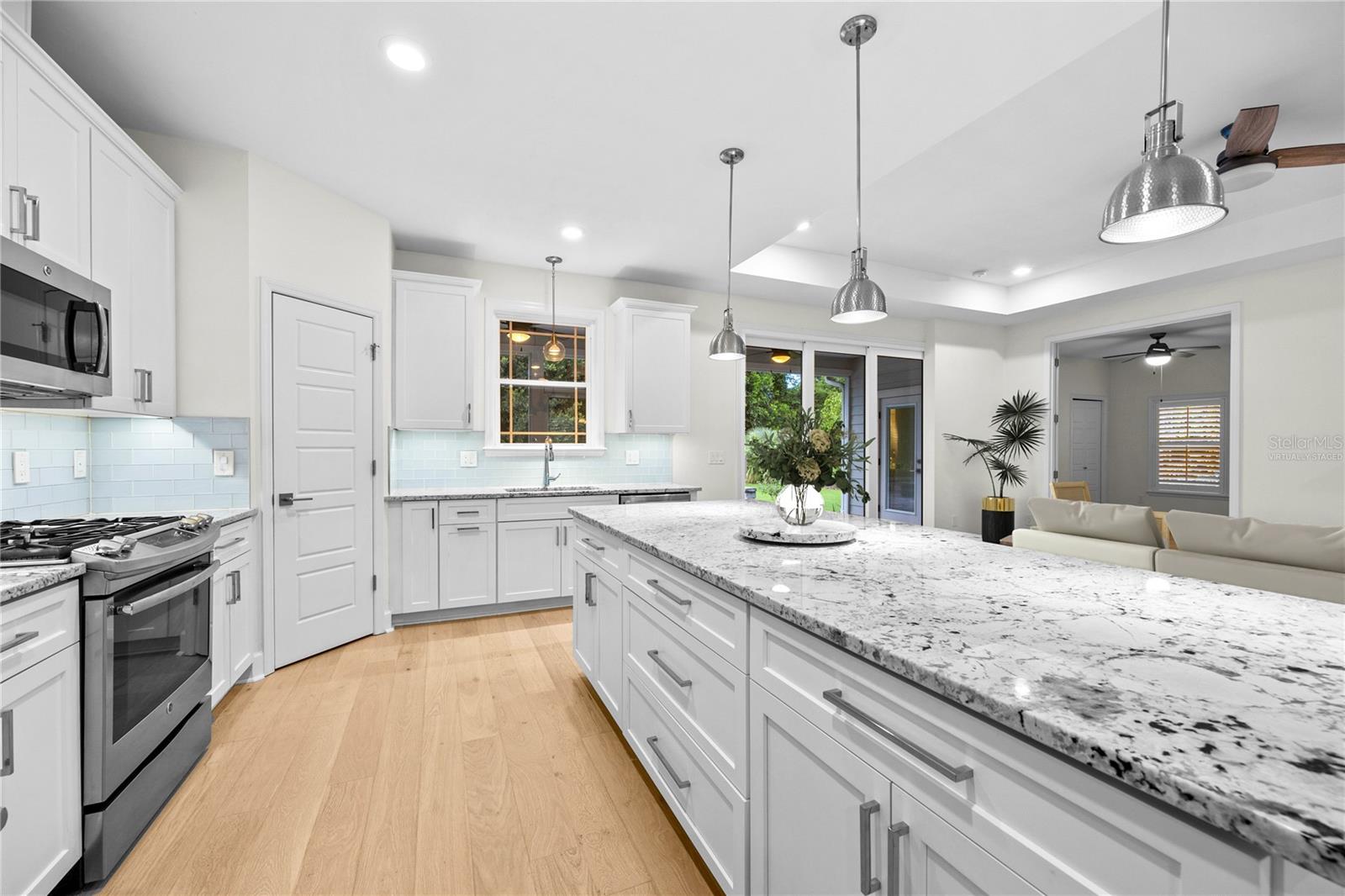 Image 14 of 42 For 4002 69th Avenue
