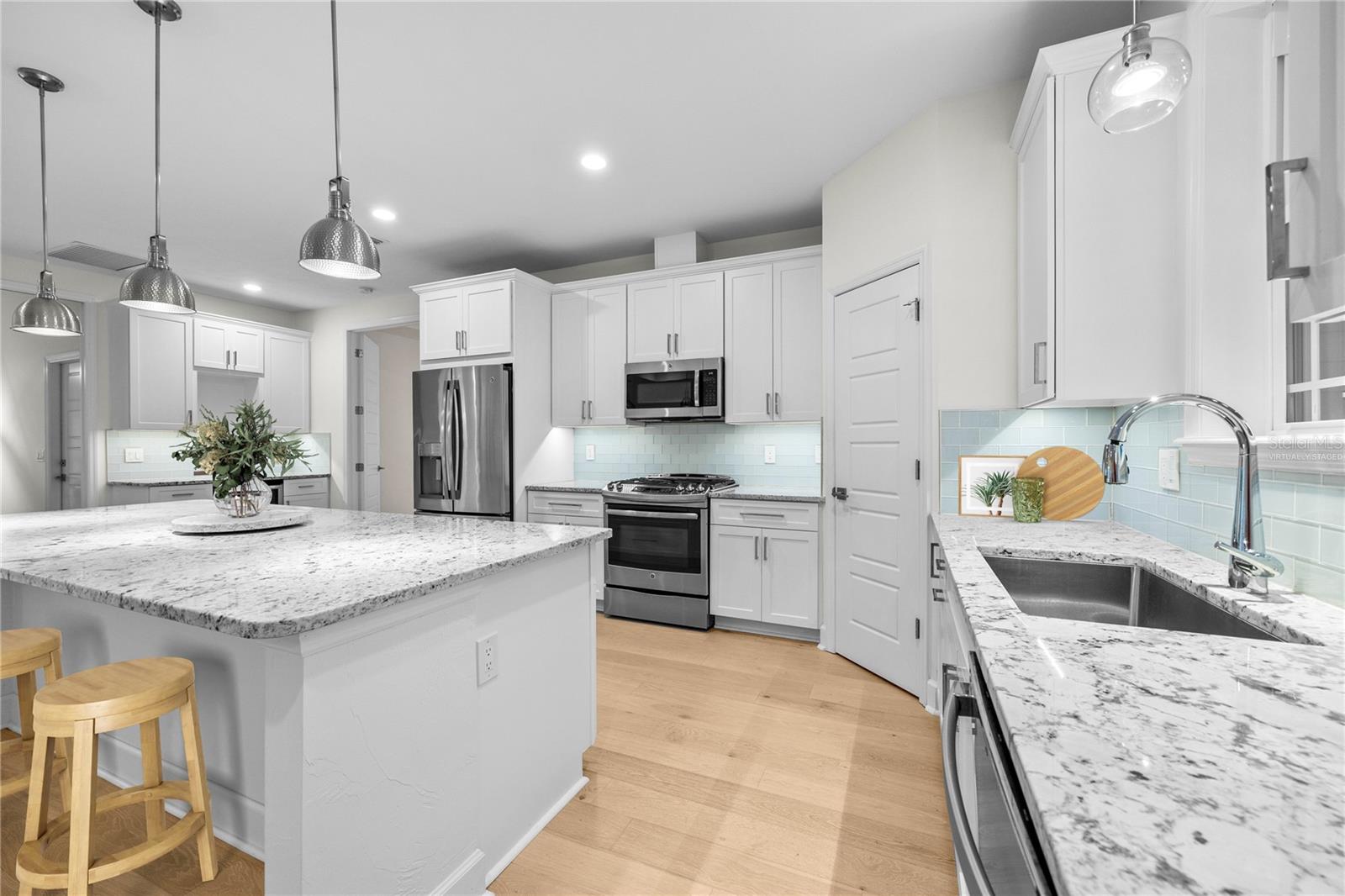 Image 15 of 42 For 4002 69th Avenue