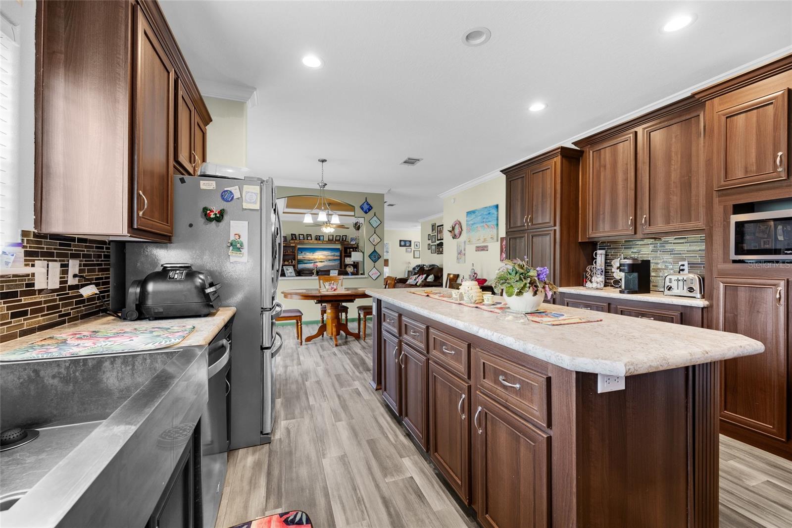 Image 12 of 54 For 2536 Centerville Avenue